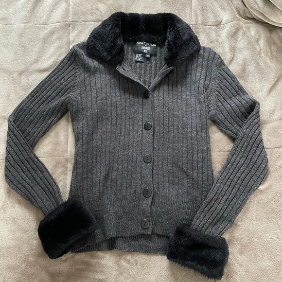 Nina Charles accent sweater - Picture 5 of 12